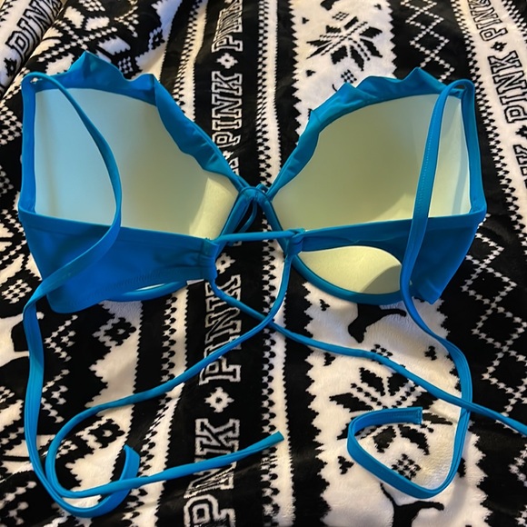 Victoria’s Secret swim top - Picture 3 of 4